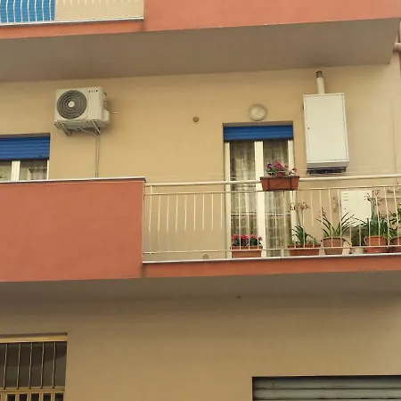 Nonna Lella's House Apartment