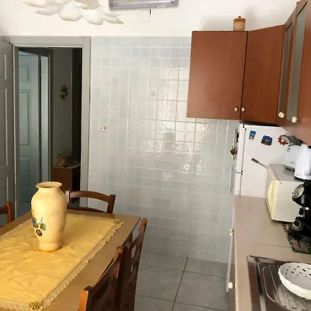 Nonna Lella's House Apartment