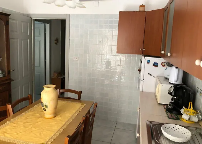 Nonna Lella's House Apartment